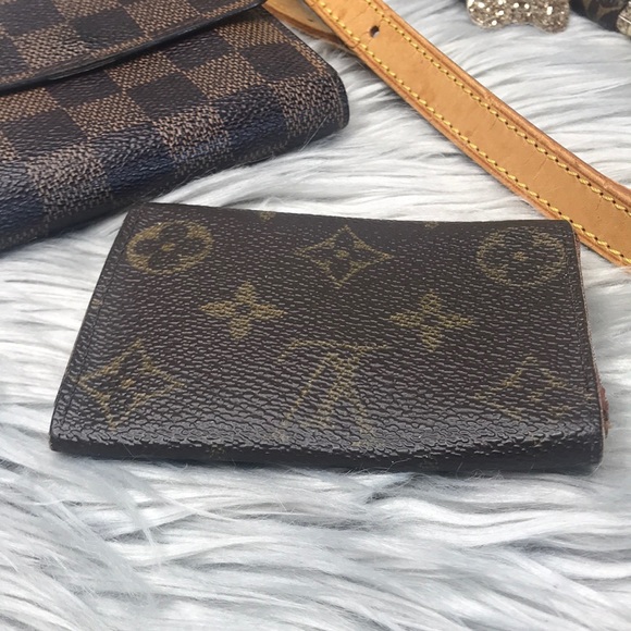 AUTH Louis Vuitton 6-Key Holder CT0032 - Picture 2 of 7